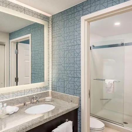 Homewood Suites Miami Airport/Blue Lagoon Exterior photo