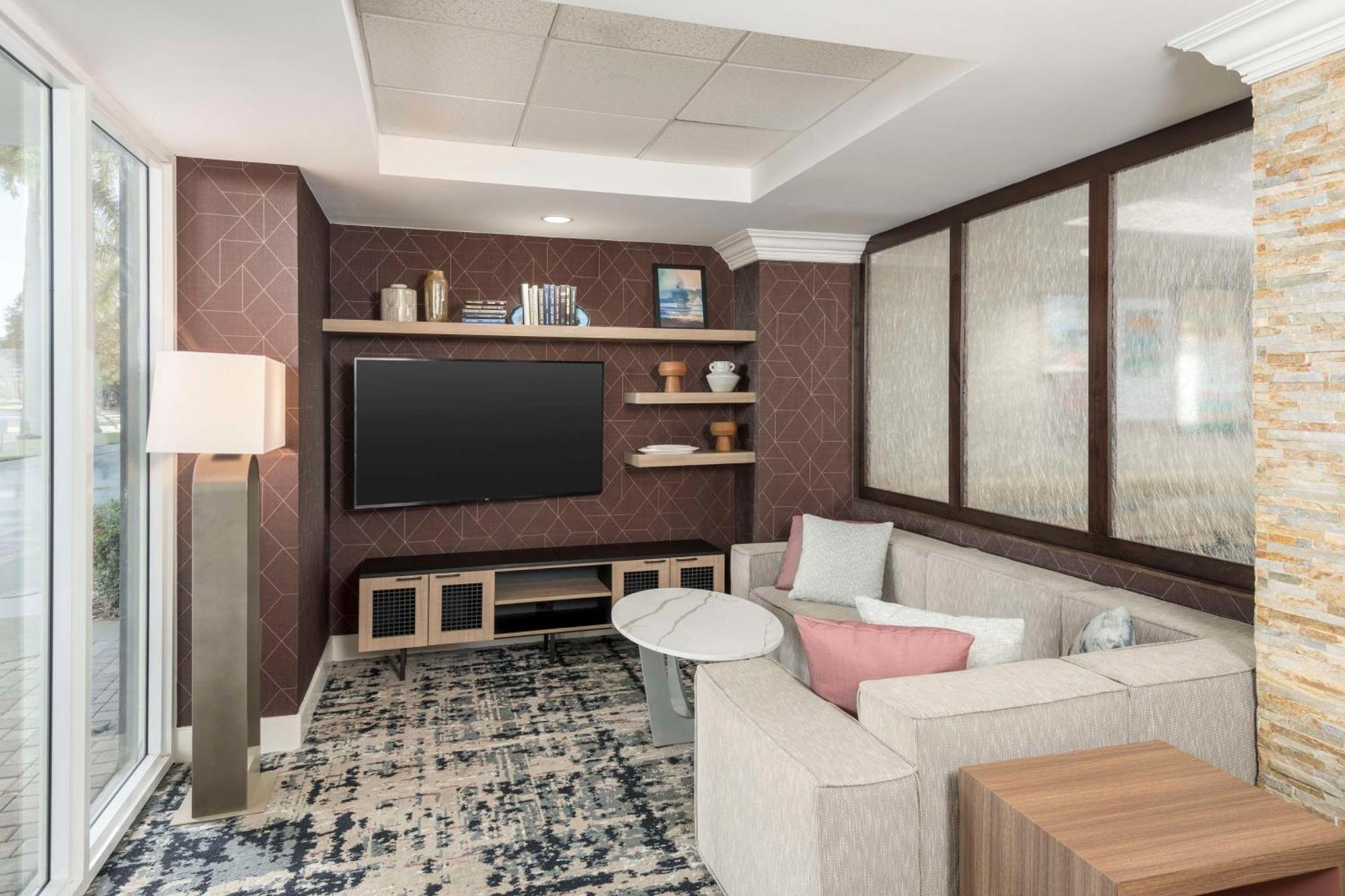Hotel Homewood Miami Airport/blue Lagoon