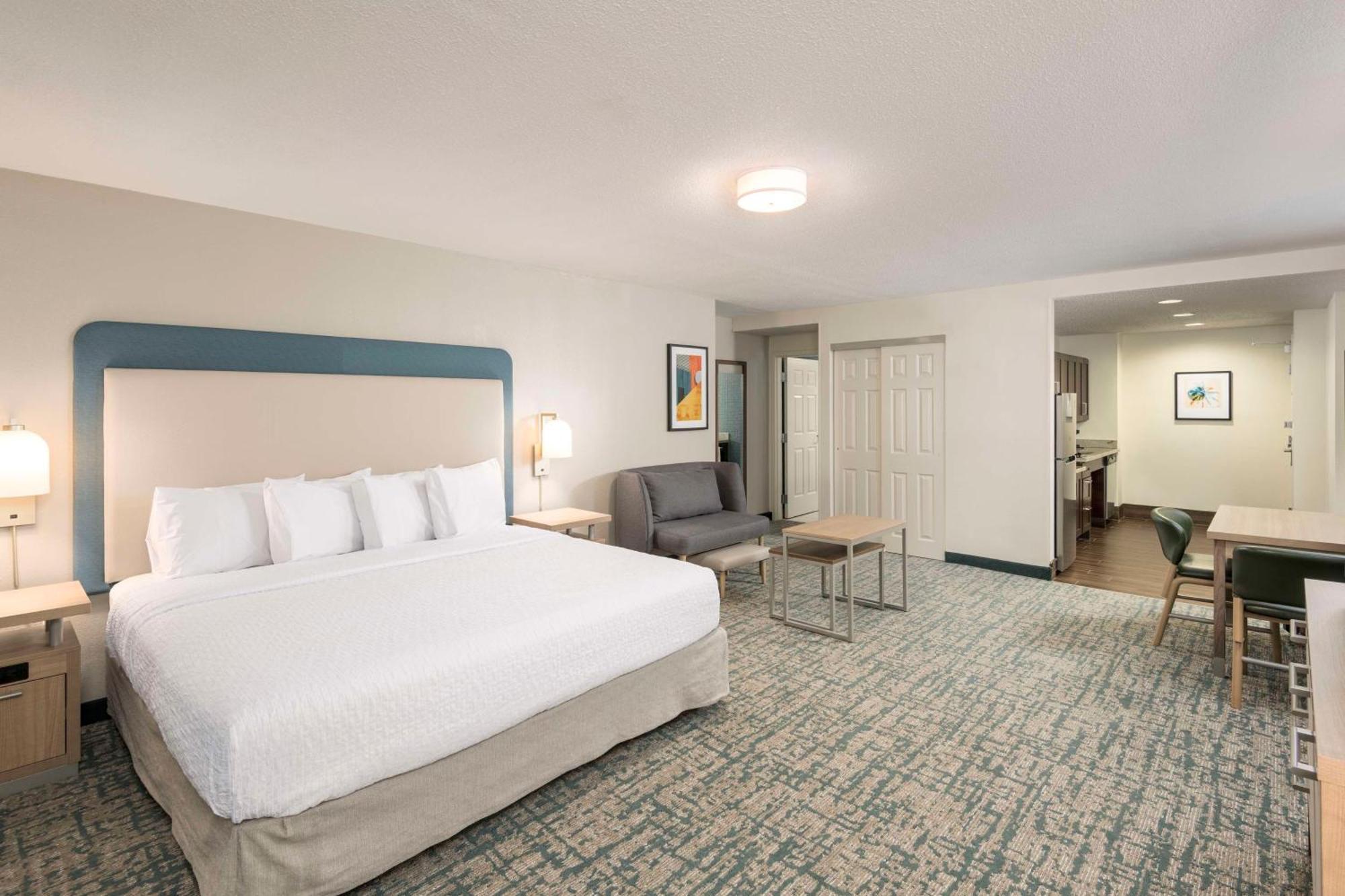 Homewood Miami Airport/blue Lagoon 3*