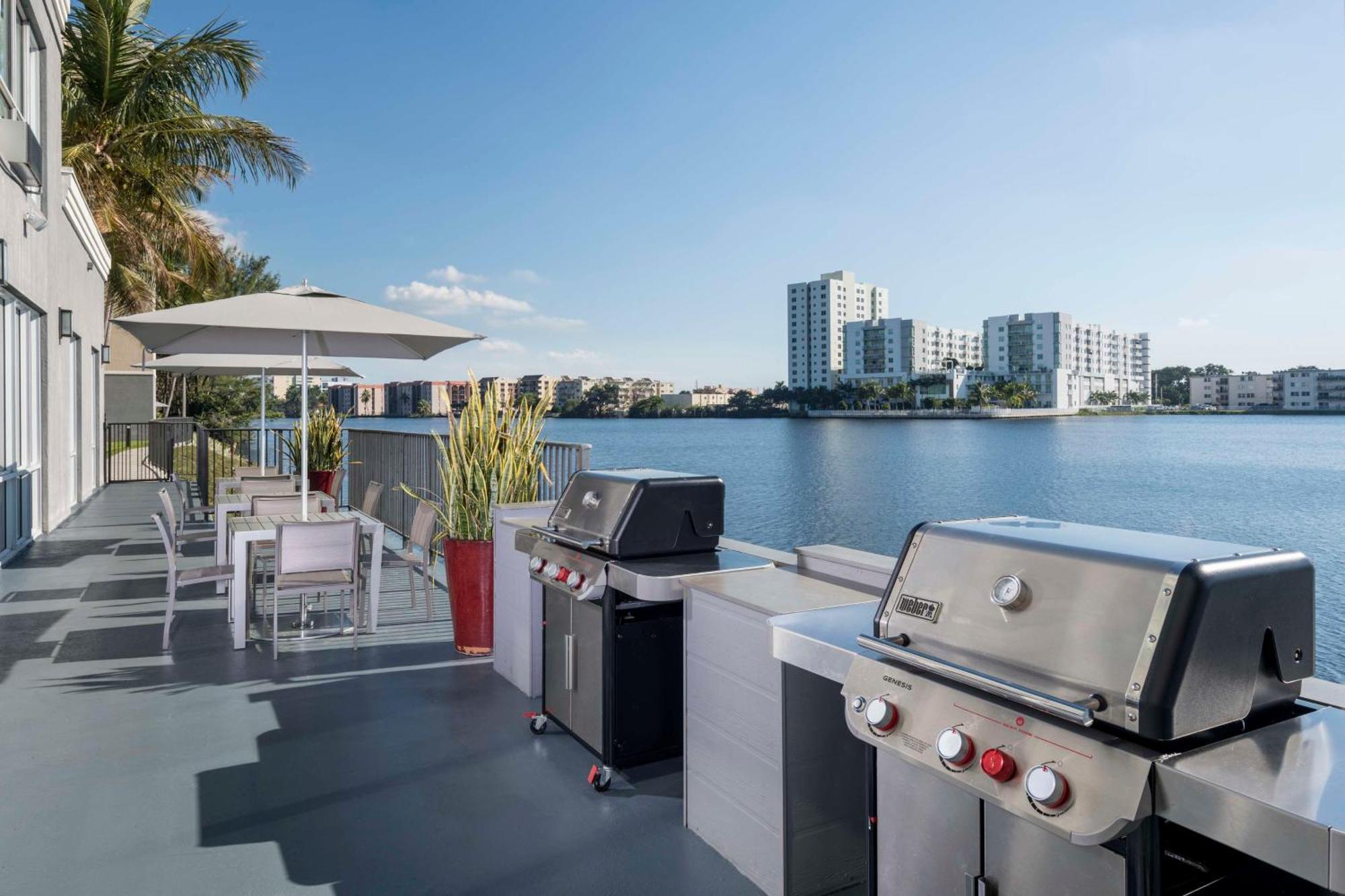 Hotel Homewood Miami Airport/blue Lagoon