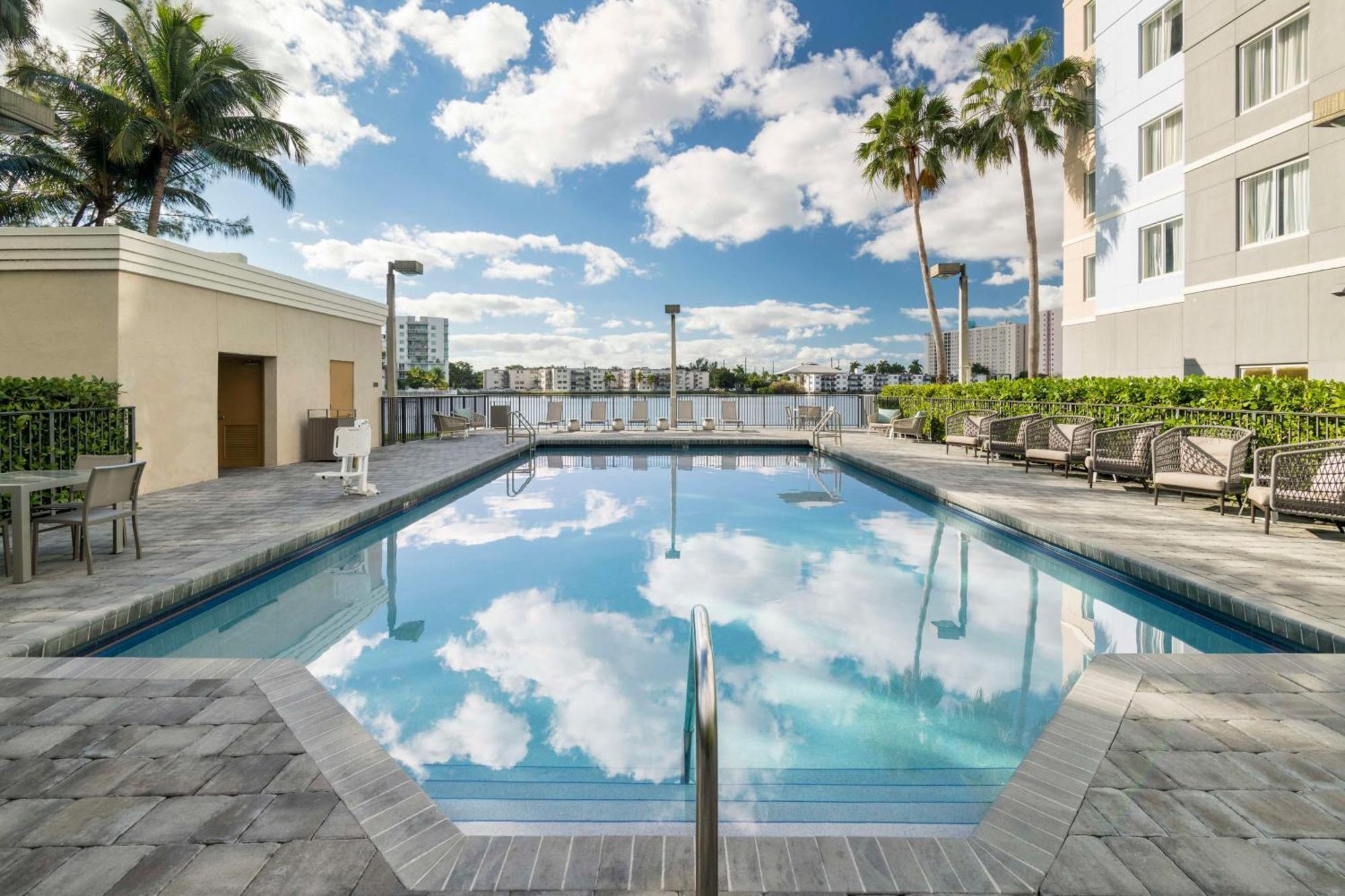 Hotel Homewood Miami Airport/blue Lagoon Miami Springs